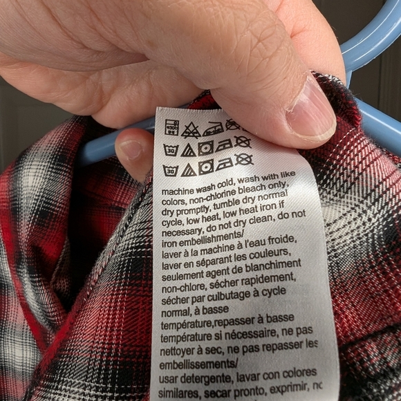 Calvin Klein Jeans Men's XL Plaid Short Sleeve Button Up Shirt Red Black Pocket - Picture 6 of 7